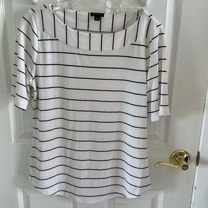 Short sleeve suiting shell